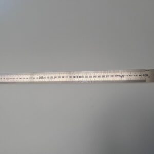Réglet acier 45 cm de coupe.